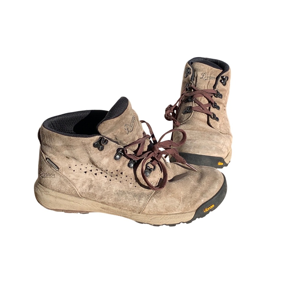 Danner Womens Waterproof Hiking Boots Tan‎ Suede Gore-Tex Vibram Sole Size 8